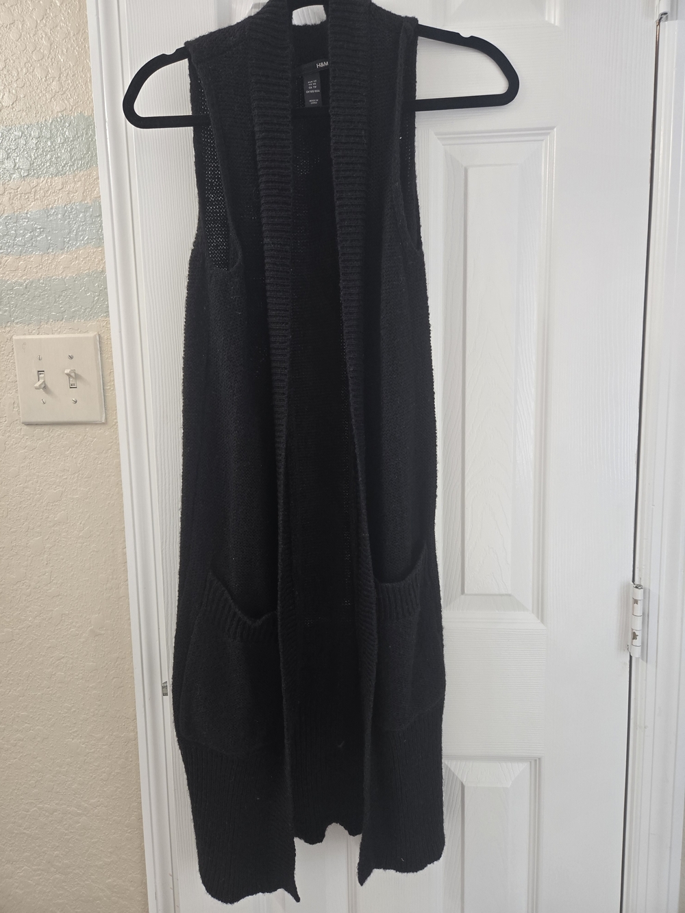 H&M Black Long Knit Vest with Front Pockets